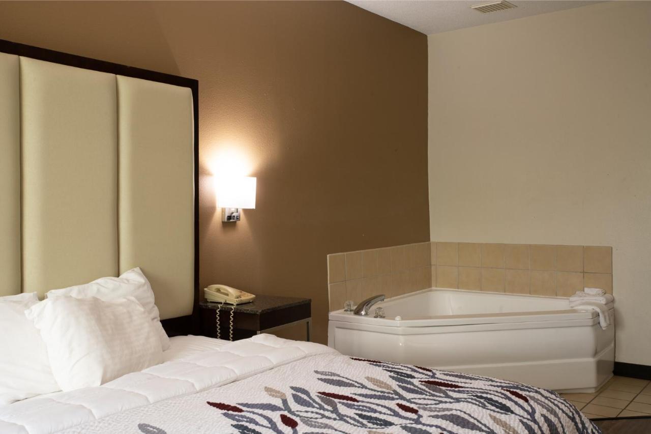 Blisspoint Inn & Suites Marion Eksteriør billede